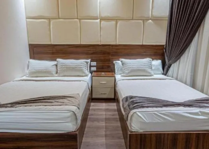Family And Friends Private Rooms